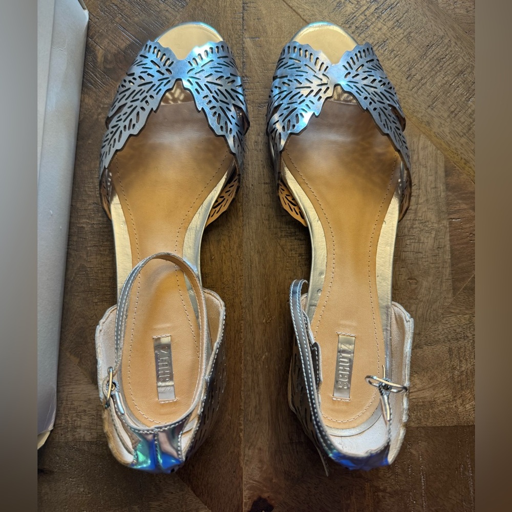 Schutz NIB Silver Cutout Women's Sandals size 10